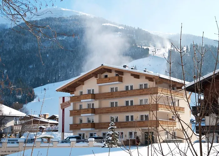 ホテル Schachner ザールバッハ・ヒンターグレム